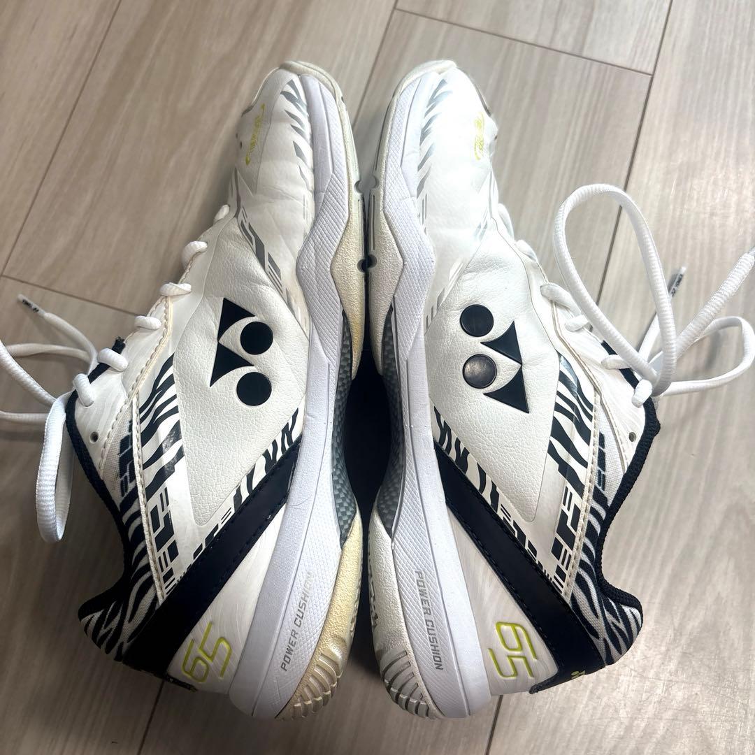 YONEX パワークッション65z 桃田モデル ホワイトタイガー