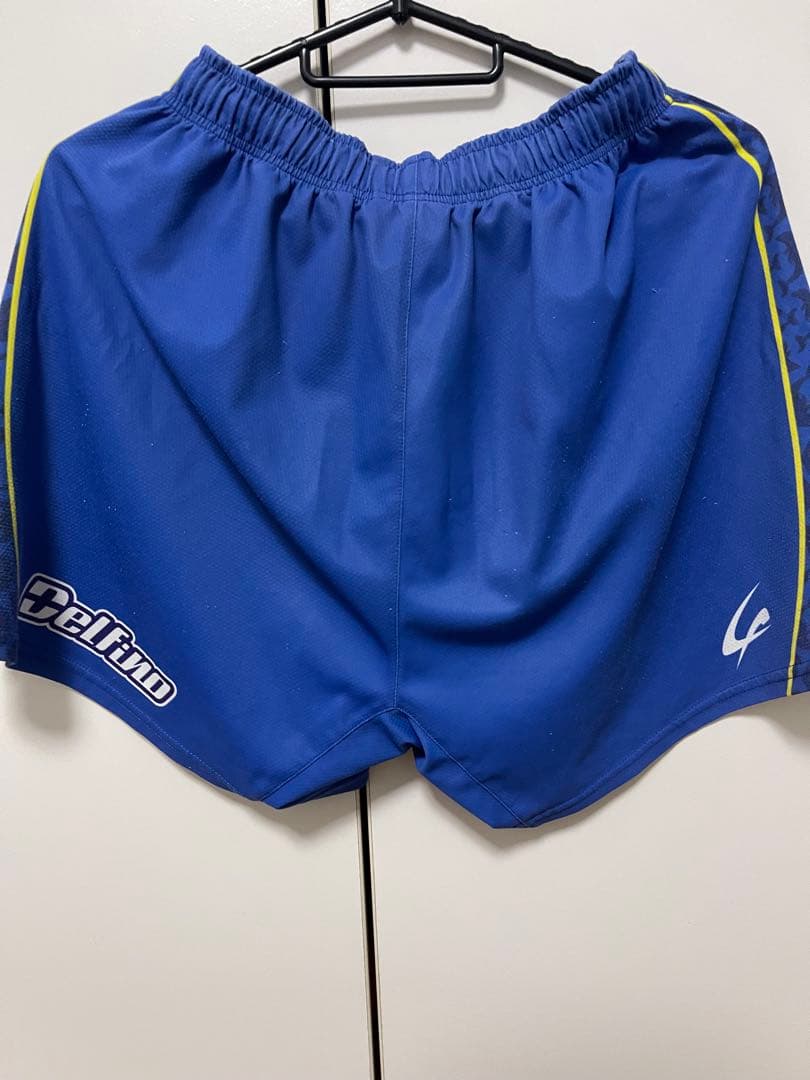 デルフィーノパンツ
