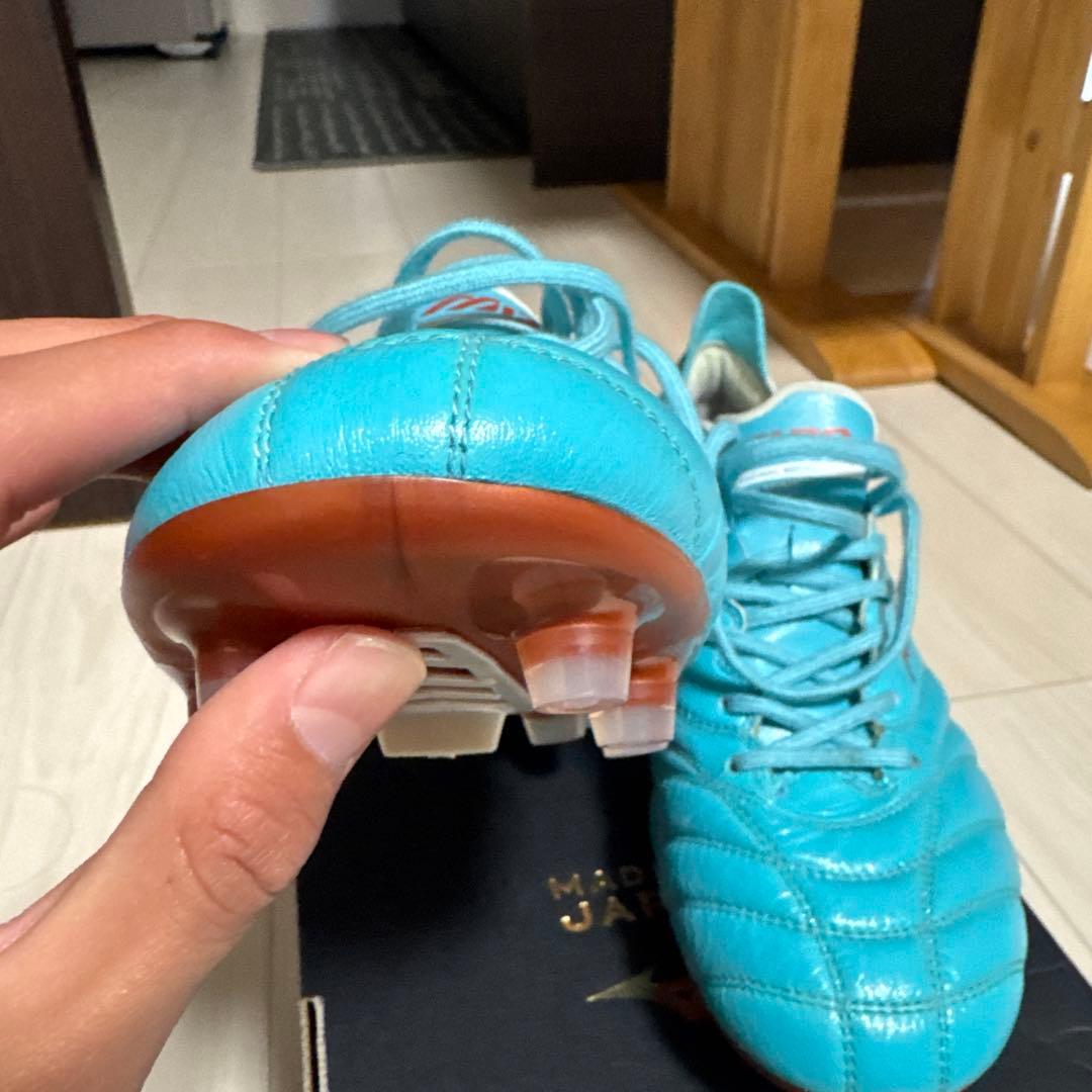 Mizuno モレリアneo IIIワールドカップカラー