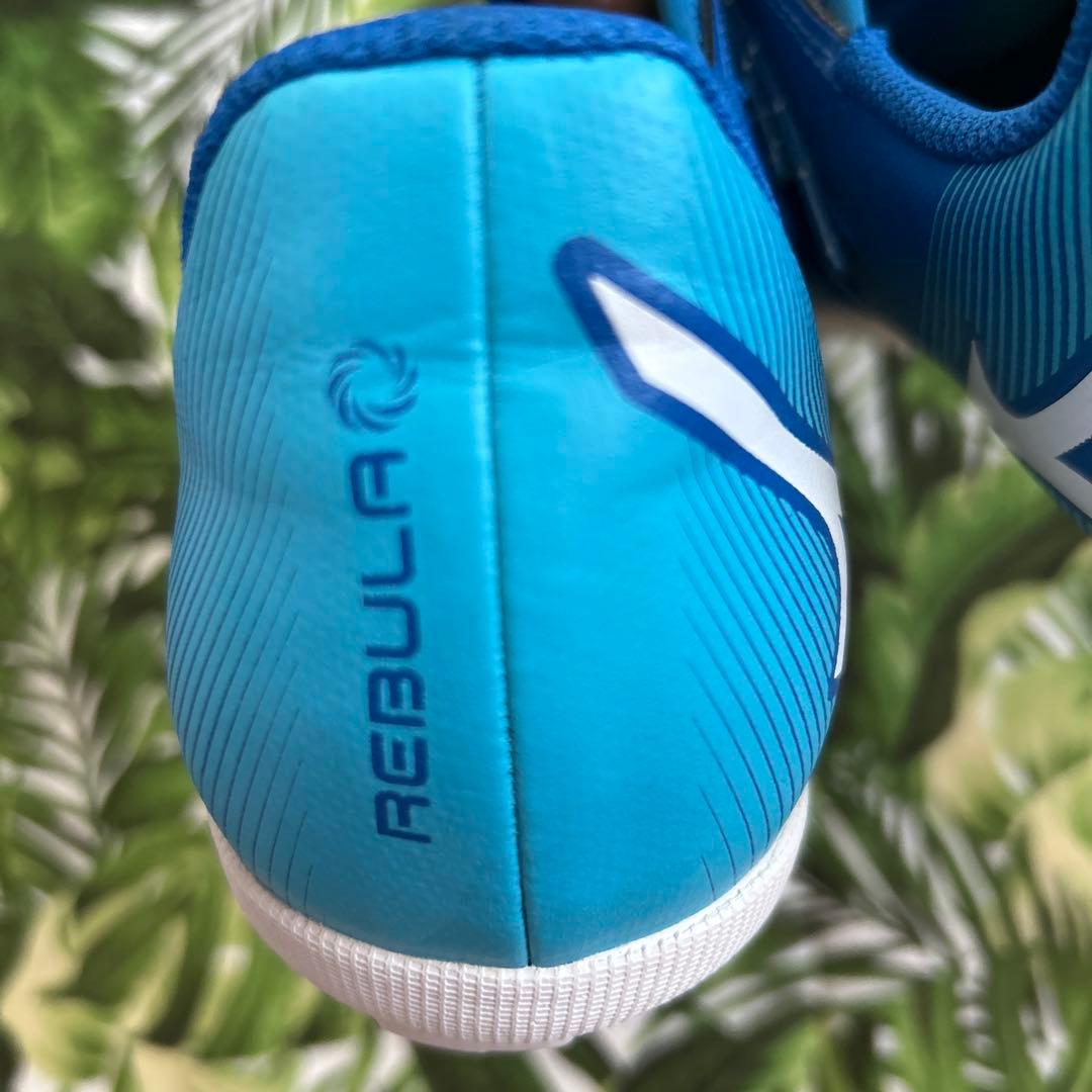 Mizuno サッカーシューズ 青色 人工芝用