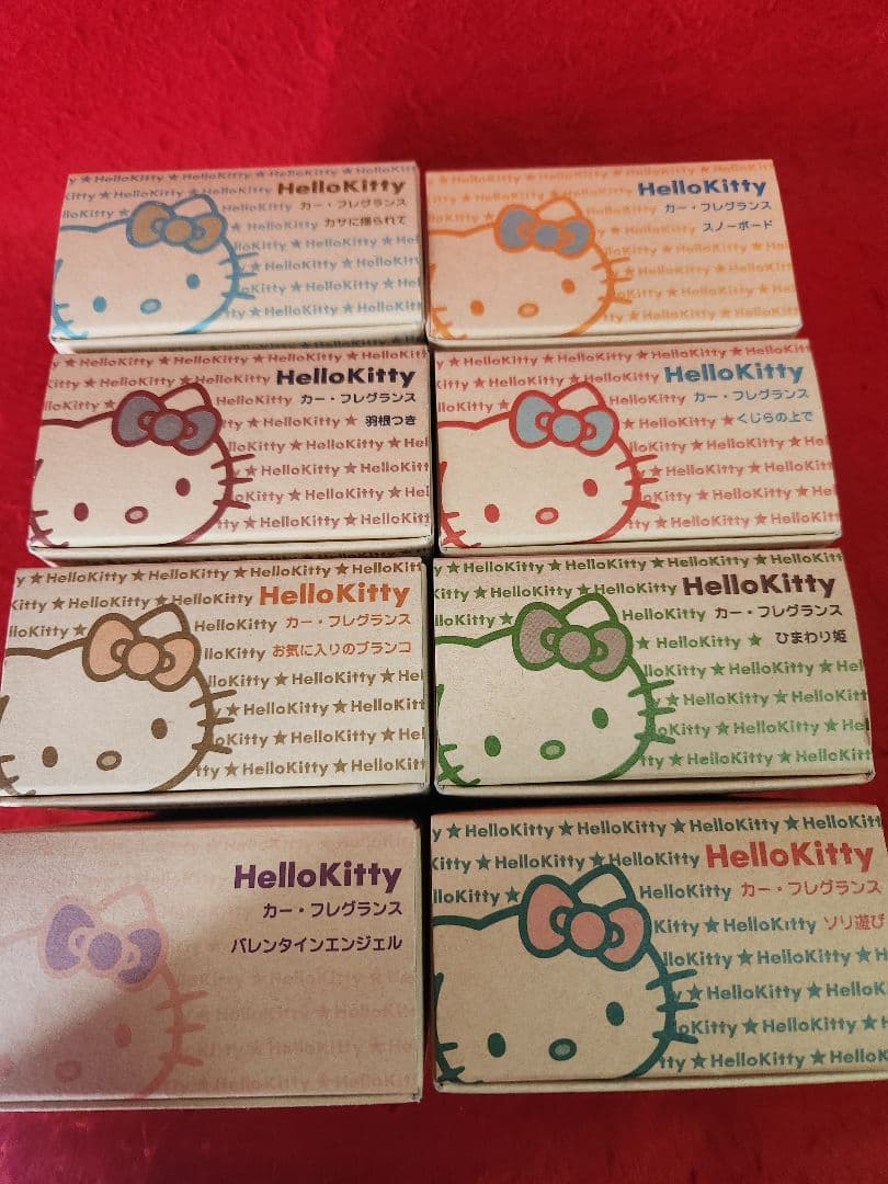 サンリオ　キティ　カー フレグランス　８種