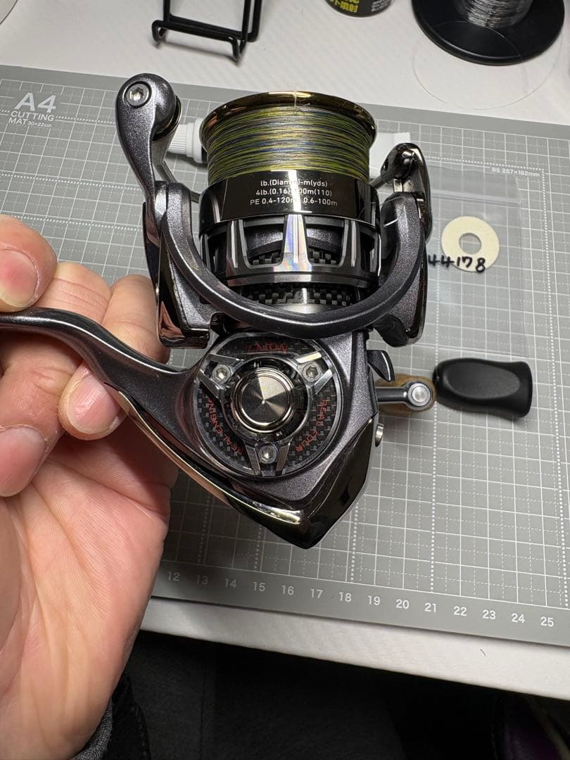美品 DAIWA 12EXIST 2004H