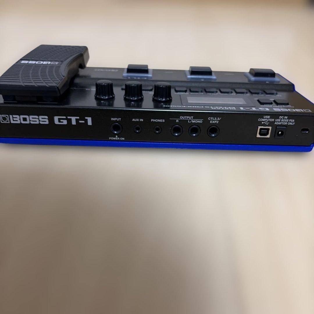 BOSS GT-1 ギターマルチエフェクター　電源アダプター付き