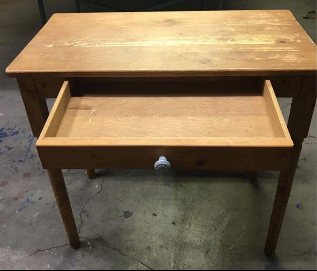 アンティークデスク　テーブル