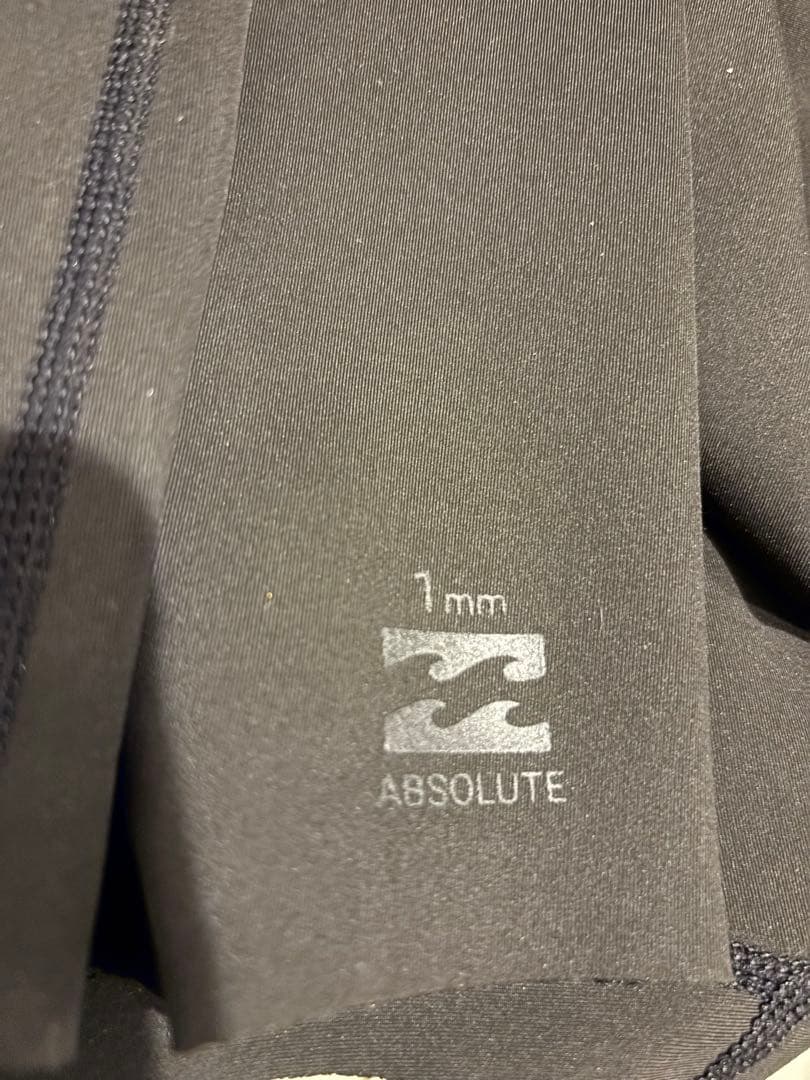 BILLABONG (ビラボン)ABSOLUTE 1mm L/Sタッパー