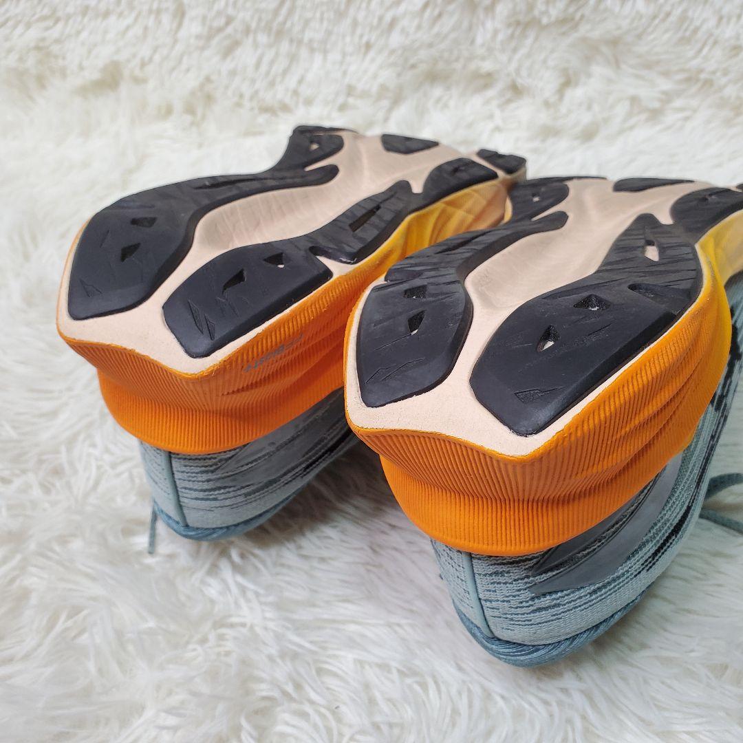 【美品】asics アシックス　ノヴァブラスト3 メンズ　26.0cm