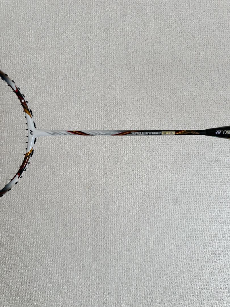 YONEX VOLTRIC80 ボルトリック80 ガット付き