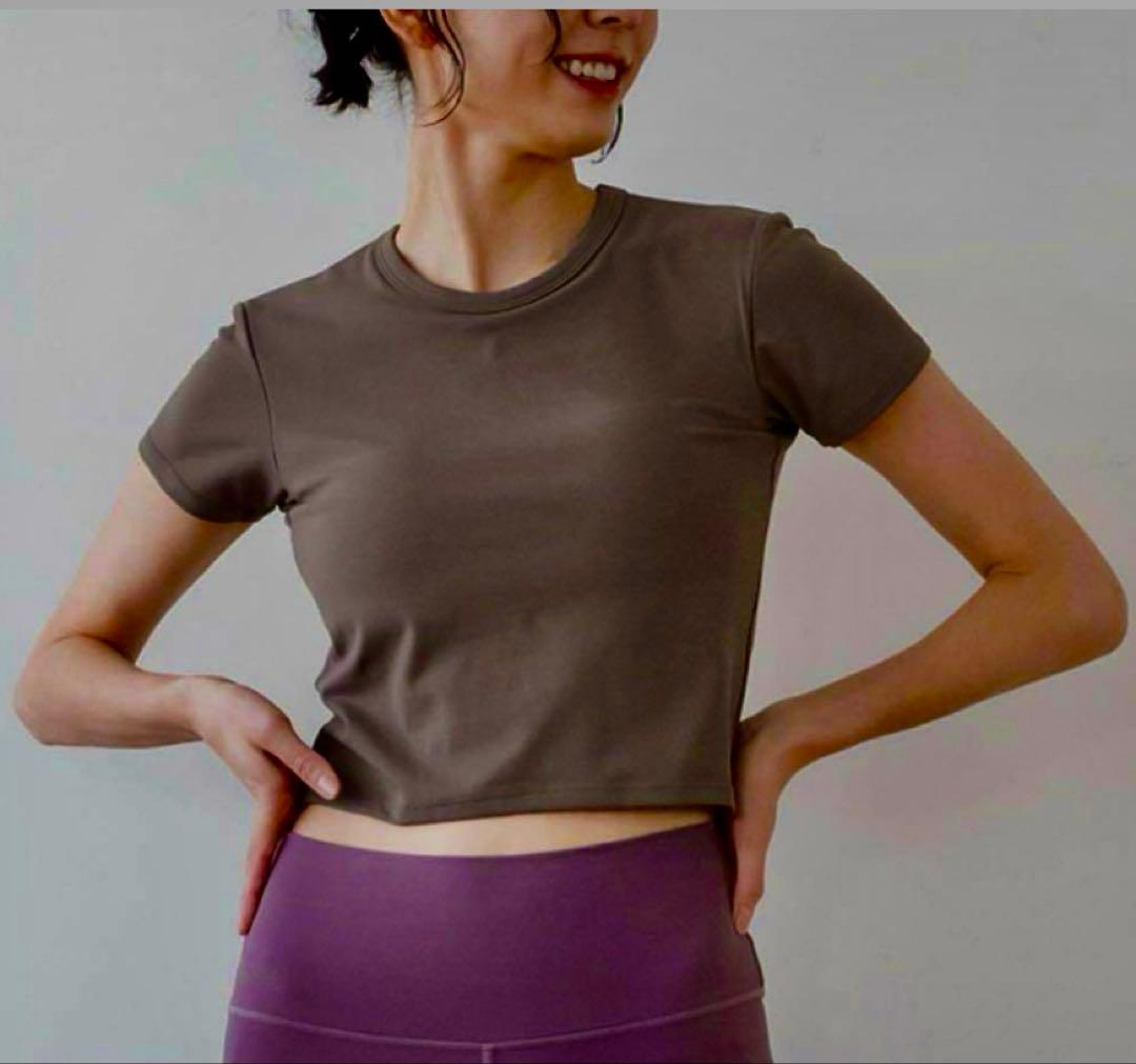 Lサイズ　カップ付きクロップドTee