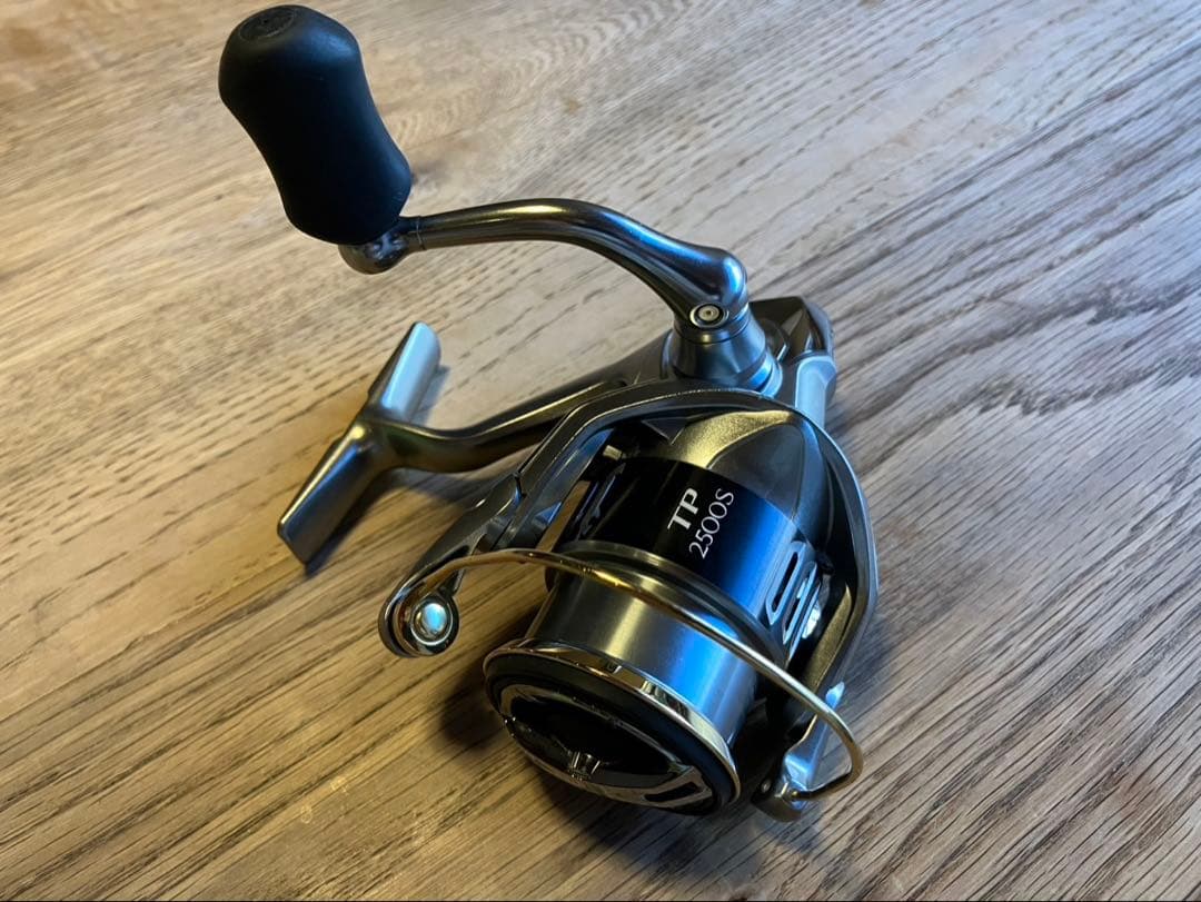 中古 SHIMANO シマノ TWIN POWER 15 2500HGS